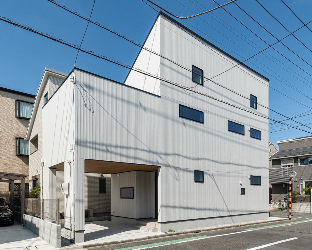 大田区の注文住宅「久が原の家」のミニマルなファサードと外観